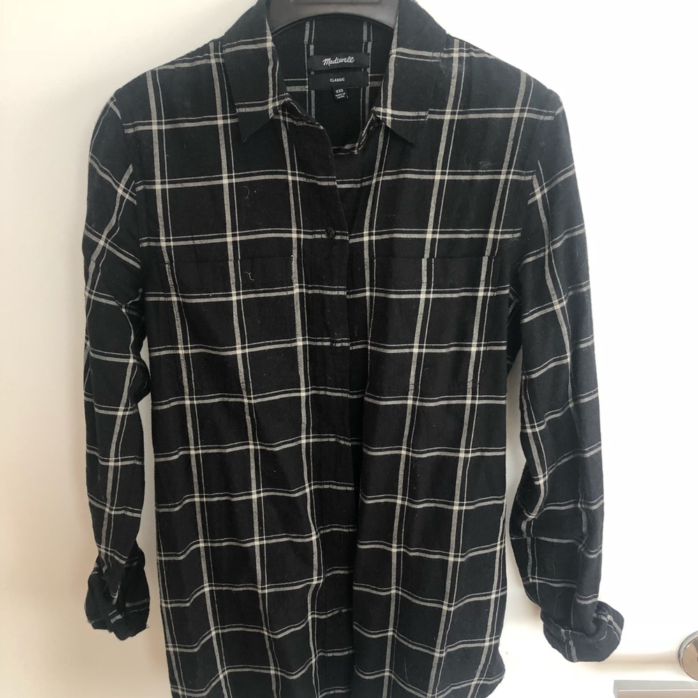 Fitted plaid shirt